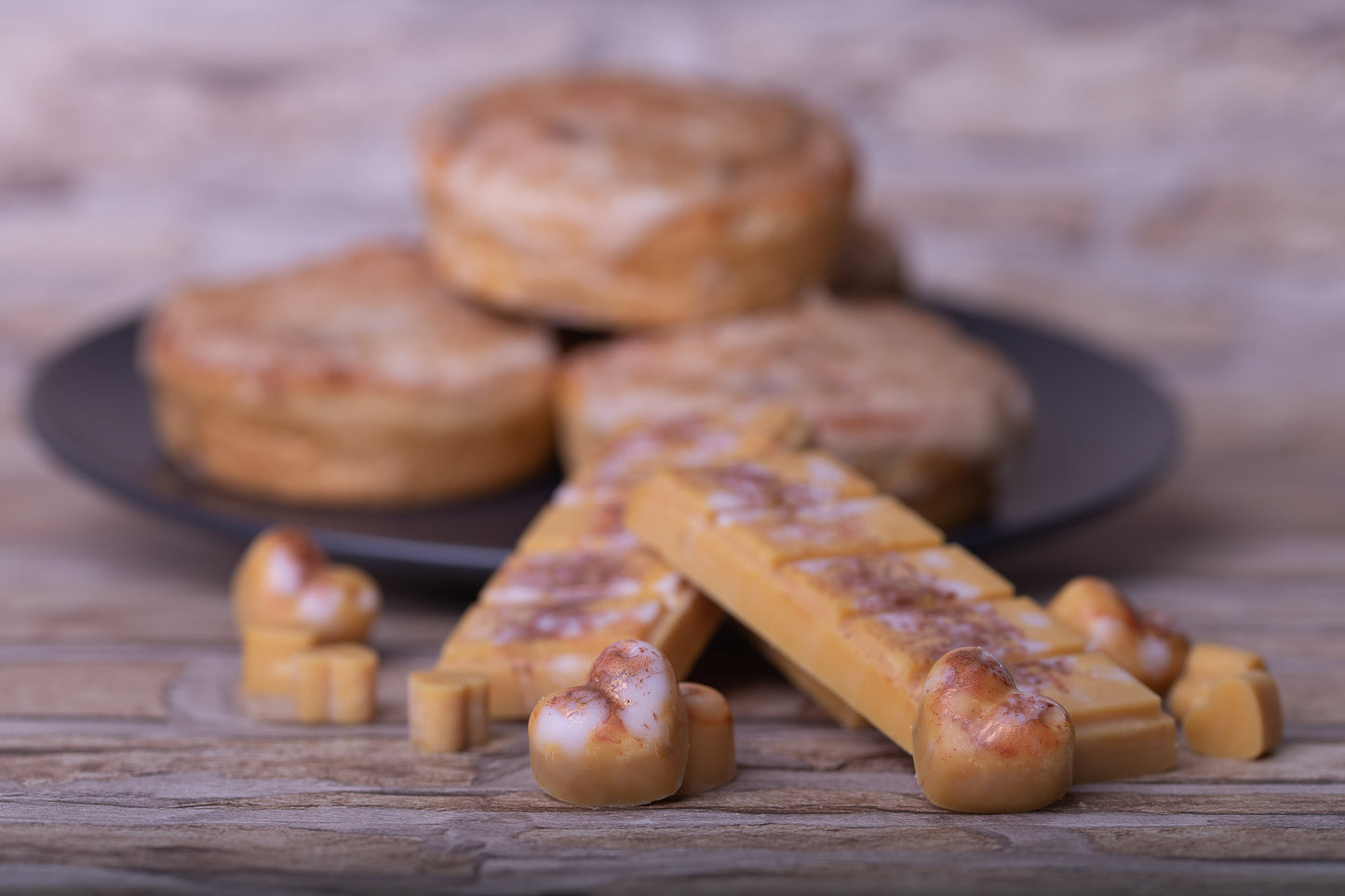 Kaneelbroodje geurende koolzaad- en kokoswasmelts | Klikbalk | Hart | Mini-hart