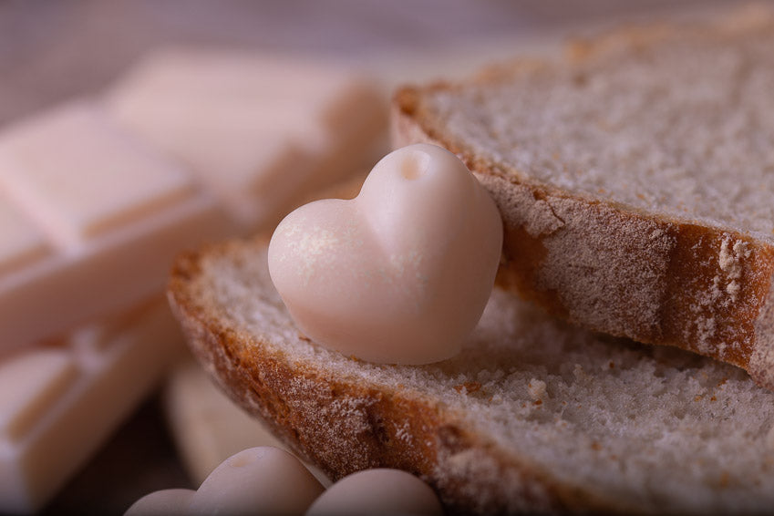 Vers gebakken brood Geparfumeerde koolzaad- en kokoswasmelts | Klikbalk | Hart | Mini-hart