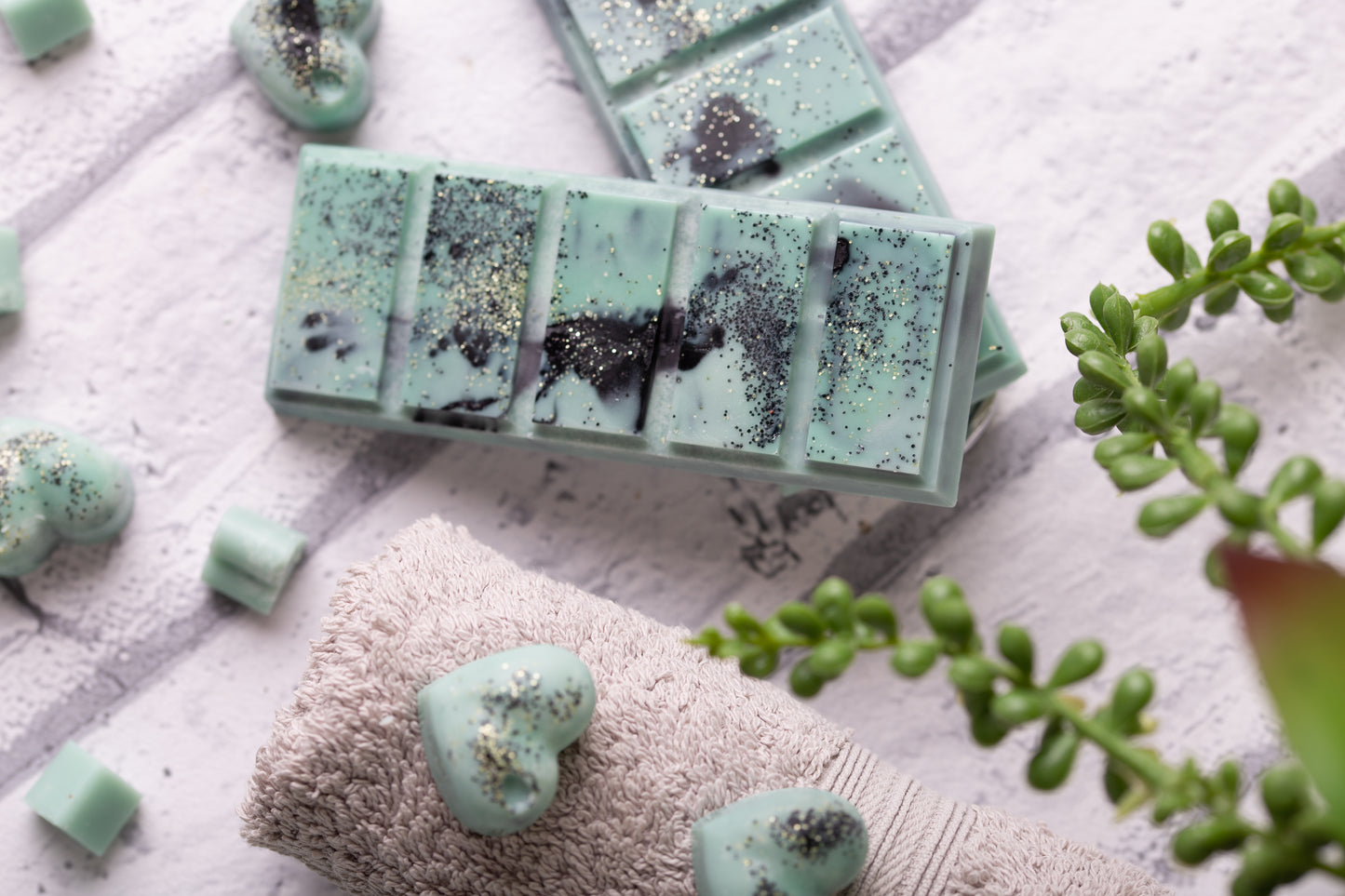 Bamboo Scented Rapeseed and Coconut Wax Melts | Snap Bar | Heart | Mini Heart
