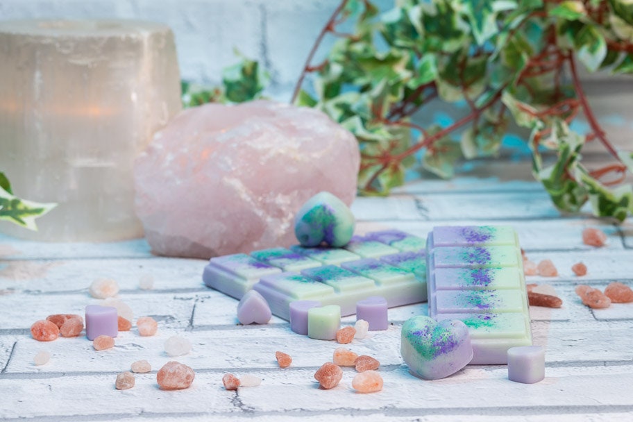 Relaxing Embrace Scented Rapeseed & Coconut Wax Melts | Snap Bar | Heart | Mini Heart
