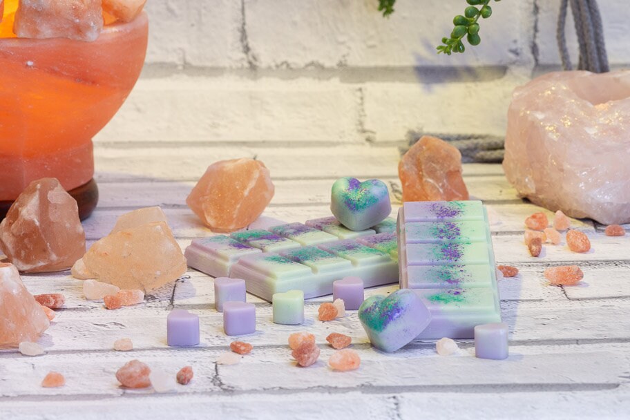 Relaxing Embrace Scented Rapeseed & Coconut Wax Melts | Snap Bar | Heart | Mini Heart