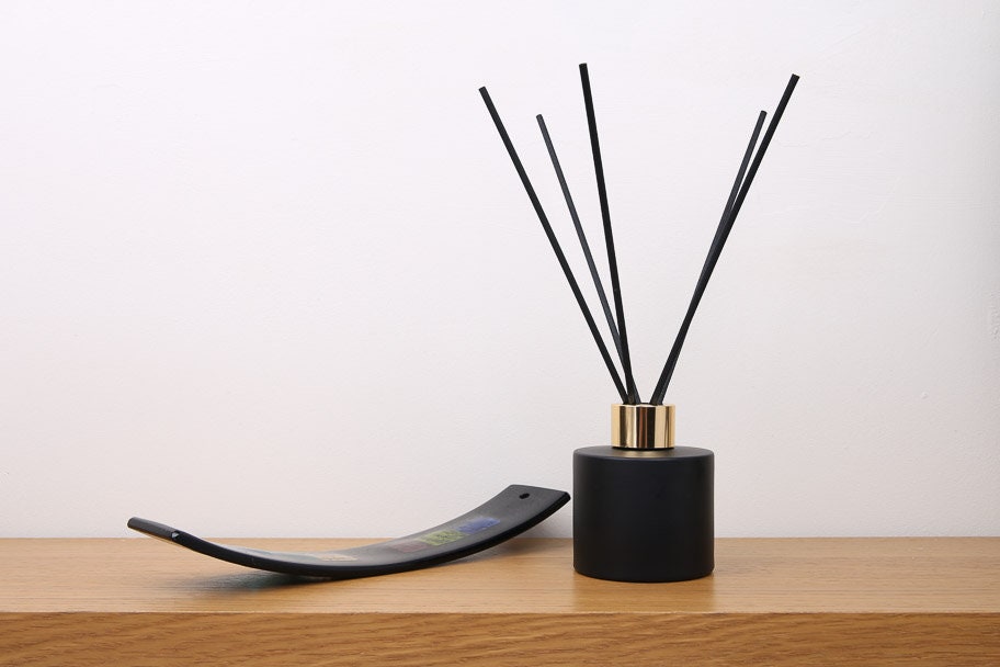 Black Reed Diffuser With Gold Rim