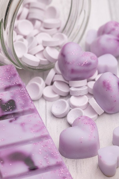 Parma Violet geurende koolzaad- en kokoswasmelts | Klikbalk | Harten | Miniharten