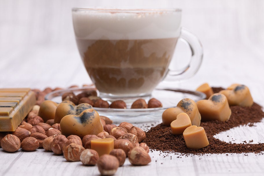 Hazelnut Cappuccino Scented Rapeseed & Coconut Wax Melts | Snap Bar | Heart | Mini Heart